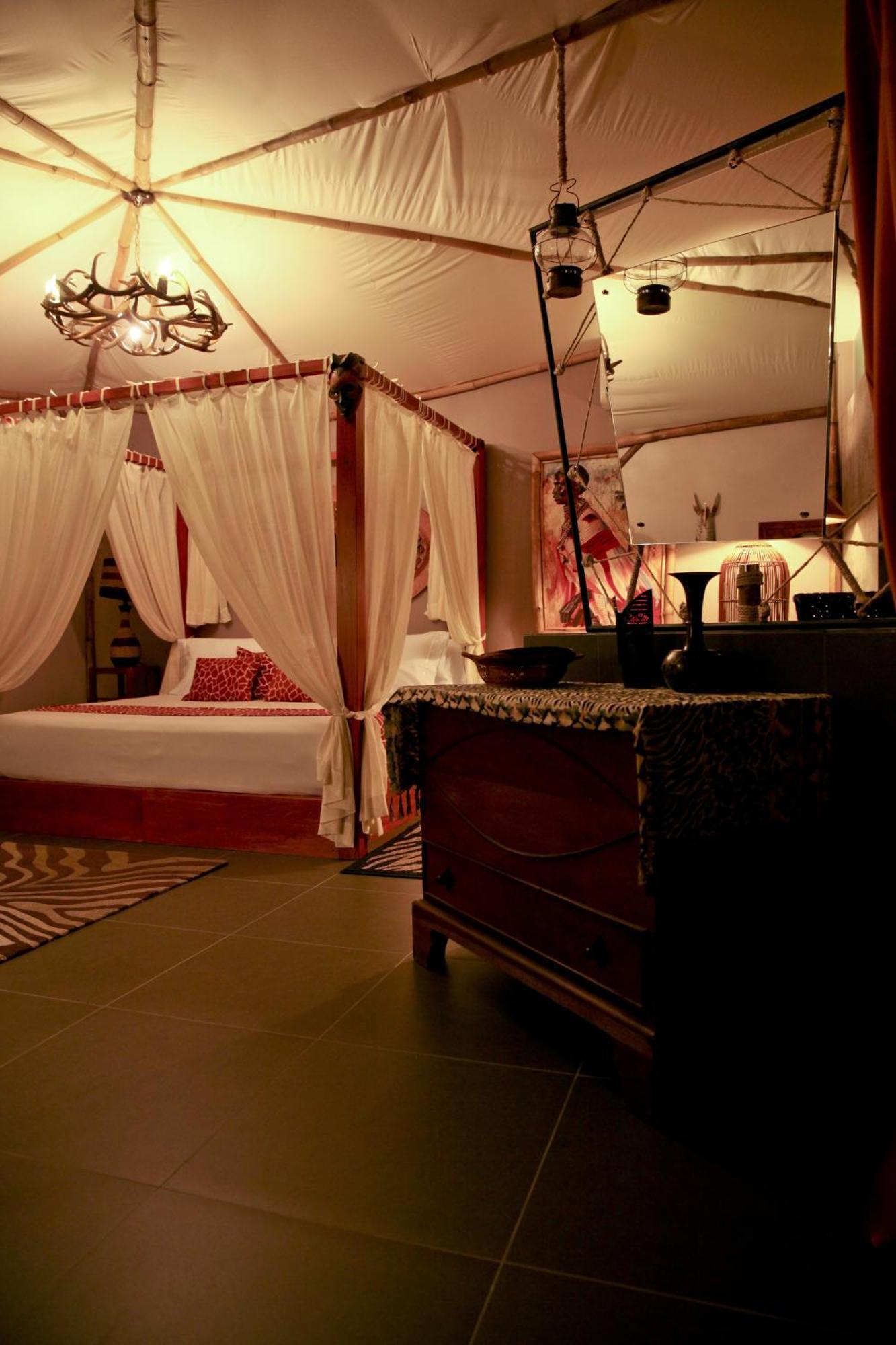Grand Hotel Tepatitlan Номер фото