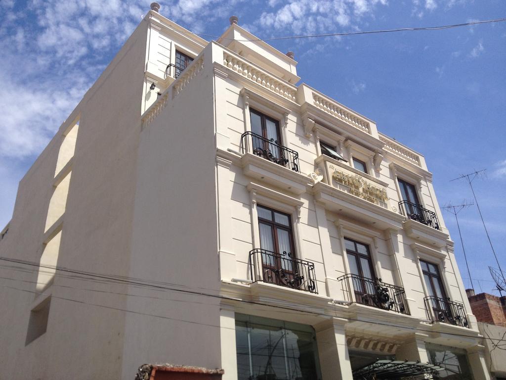 Grand Hotel Tepatitlan Экстерьер фото