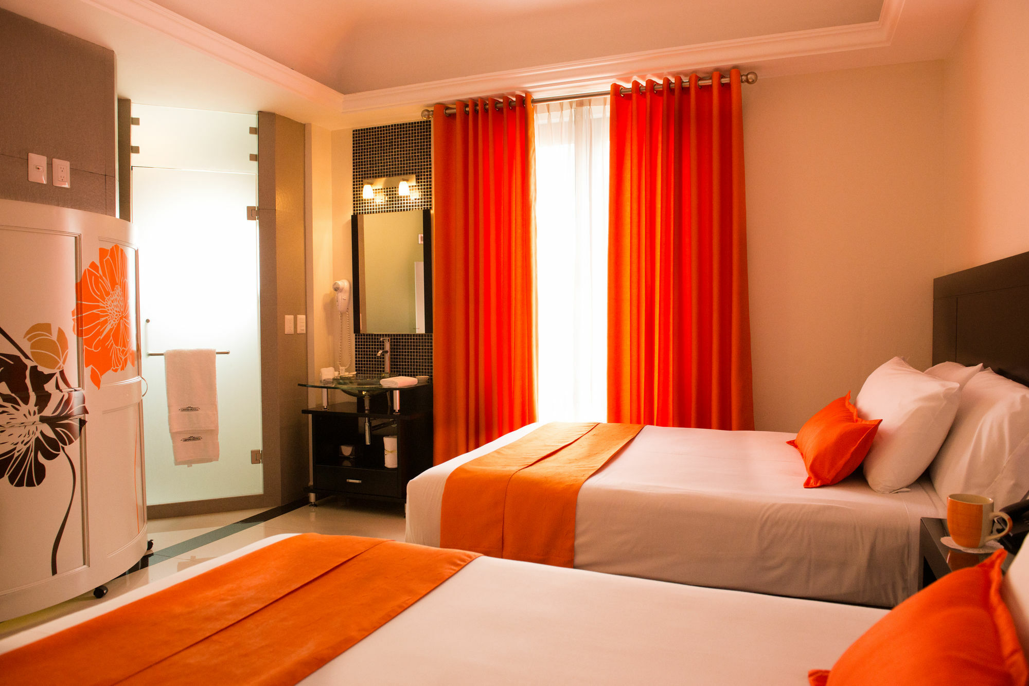 Grand Hotel Tepatitlan Экстерьер фото